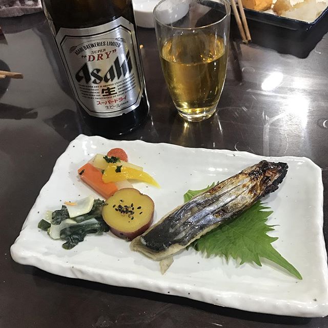 今日は磯路にある「まるさわ」さんに来ました♡どれも美味しくてお酒がすすむー♡